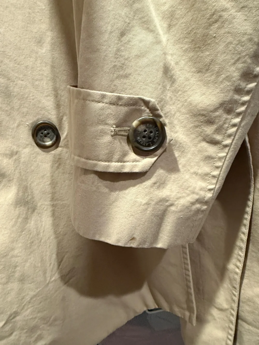 Ralph Lauren Beige Double-Breasted Trench Coat - Picture 4 of 11